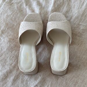 Larroude dolly Beige raffia wedge Mules